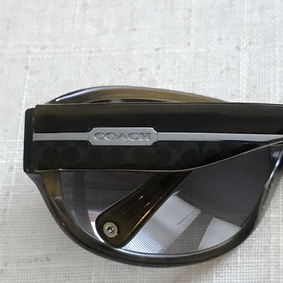 Coach Devyn S825 Sunglasses - Picture 3 of 5